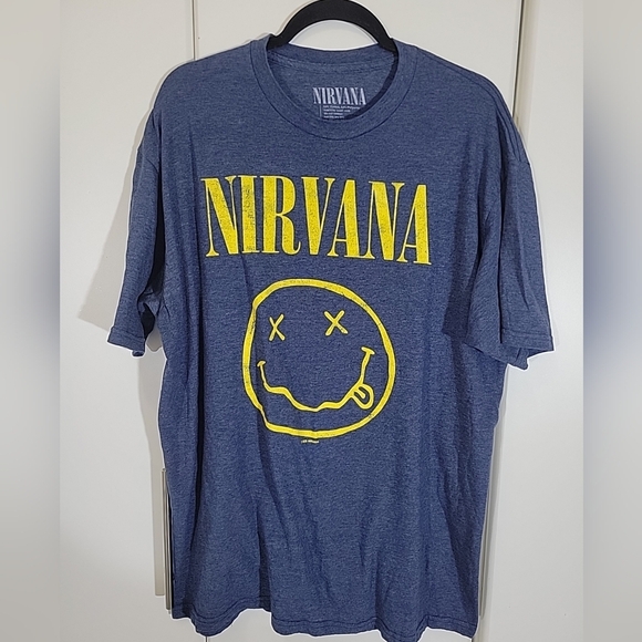 Nirvana Mens XL Blue Yellow Kurt Cobain Smiley Face Concert T-Shirt - Picture 1 of 5